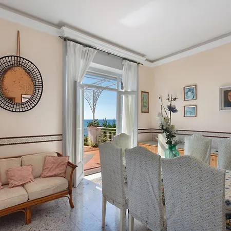 La Scogliera Dei Gabbiani Casa de hóspedes Scario