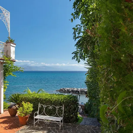 La Scogliera Dei Gabbiani Casa de hóspedes Scario